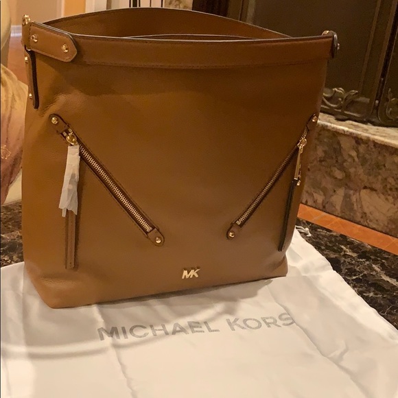 michael michael kors evie pebble leather shoulder bag